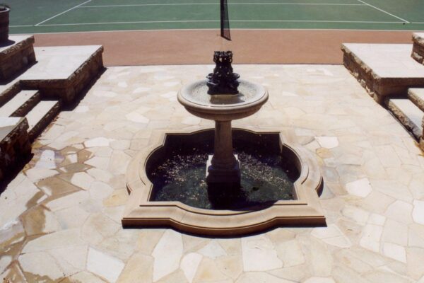 Riviera Pools & Spas Water Feature