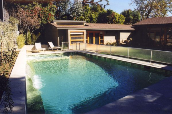 residential-pool-and-spa-after_riviera-pools-and-spas_premium-pool-builder-in-los-angeles-and-southern-california